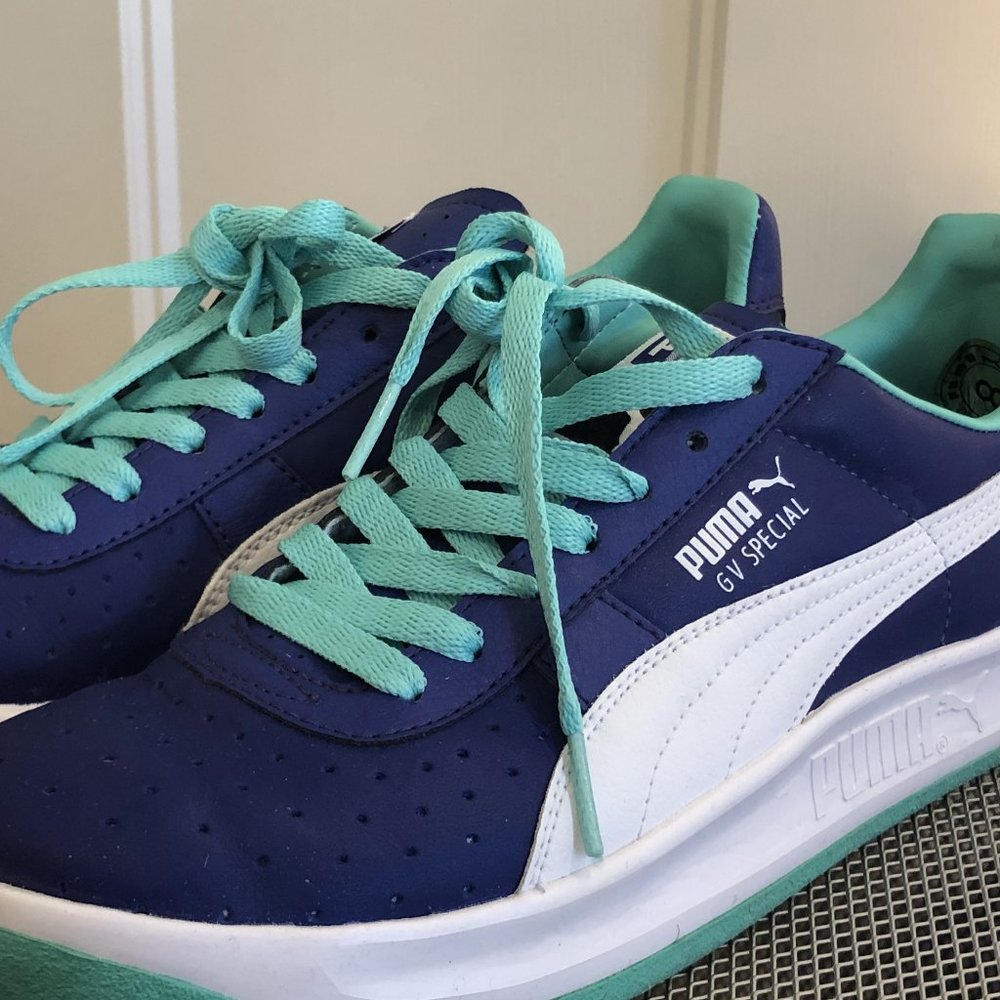 HAPPY FEET! Bright-Retro Style Trainers PURPLE PUMAs- Gently Used -Sz.40.5. - Picture 11 of 12